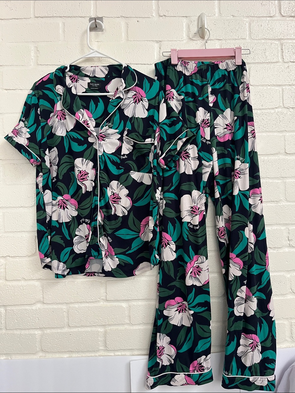kate spade Floral Wide-Leg Pajama Set in Black, White & Pink